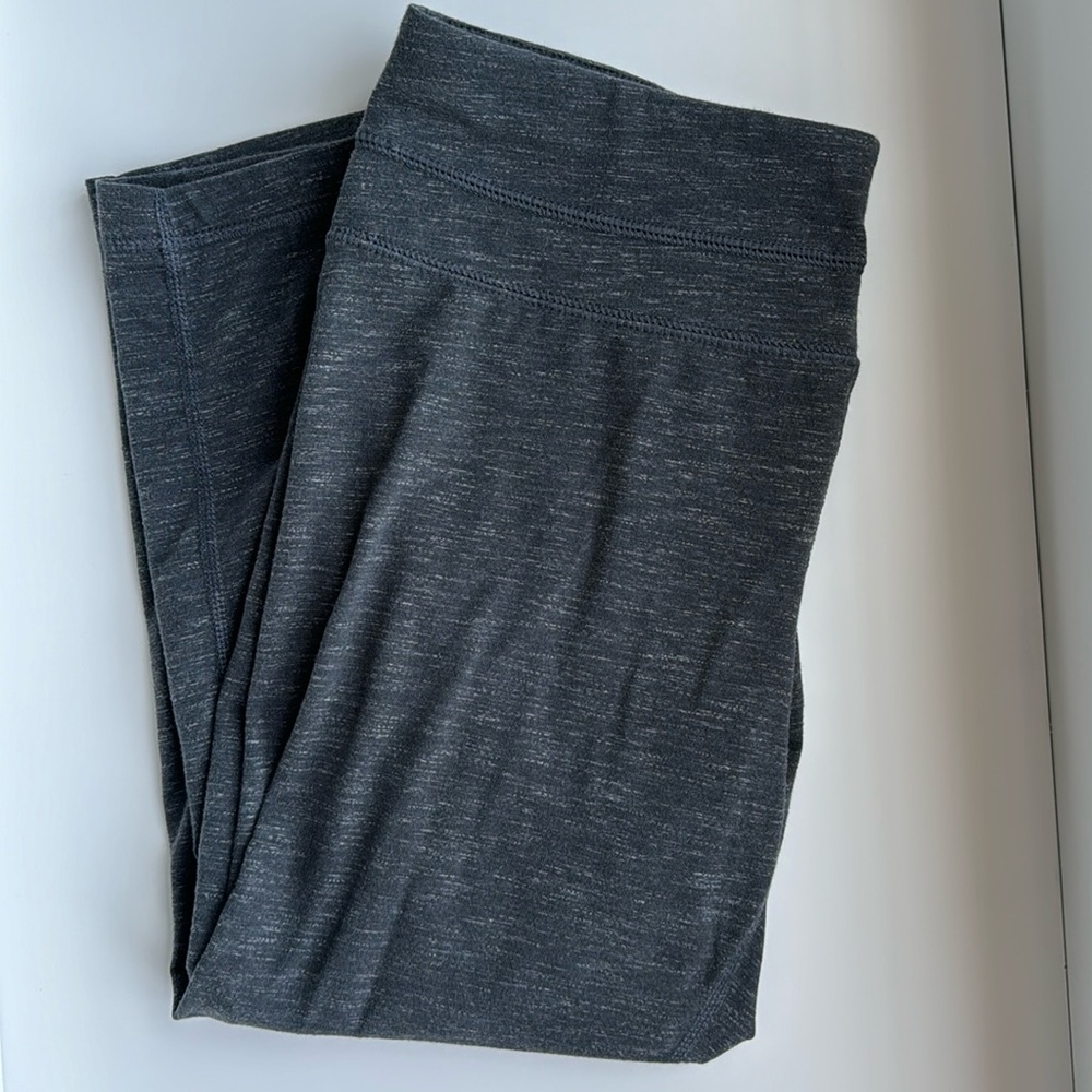 Tek Gear DryTek Midrise Capri Leggings